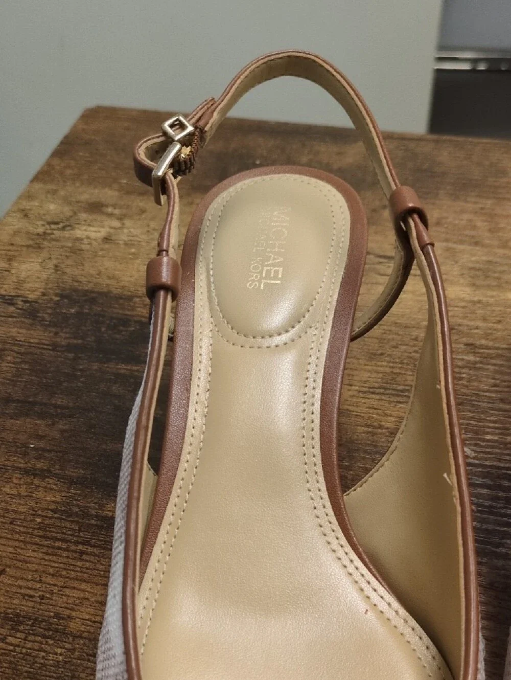 Michael Kors pointed toe